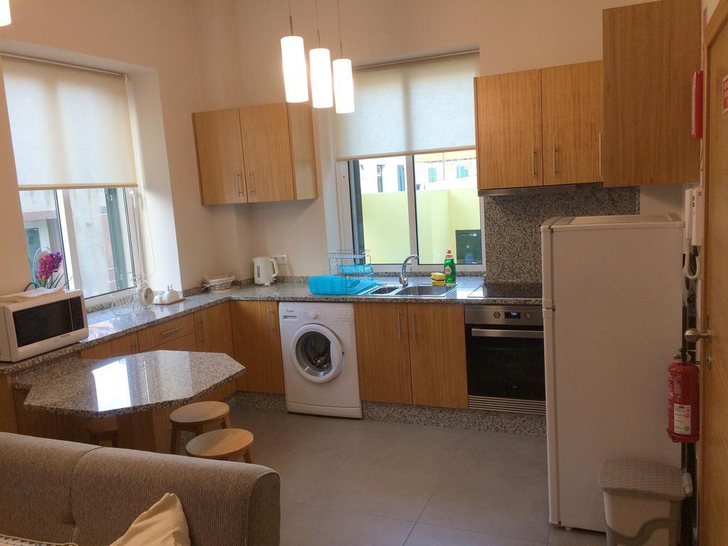 Apartamentos Sousa Funchal  Luaran gambar